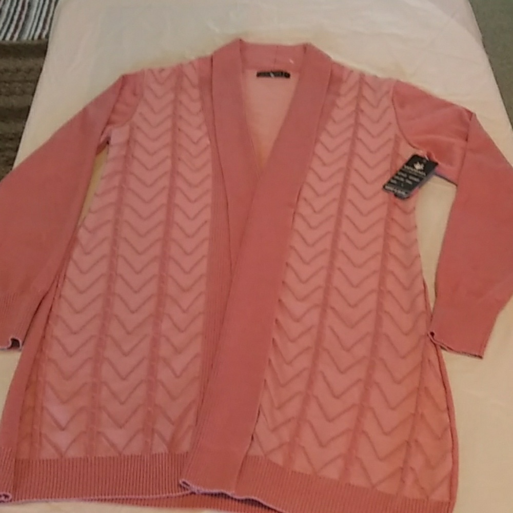 Pink cardigan.   001